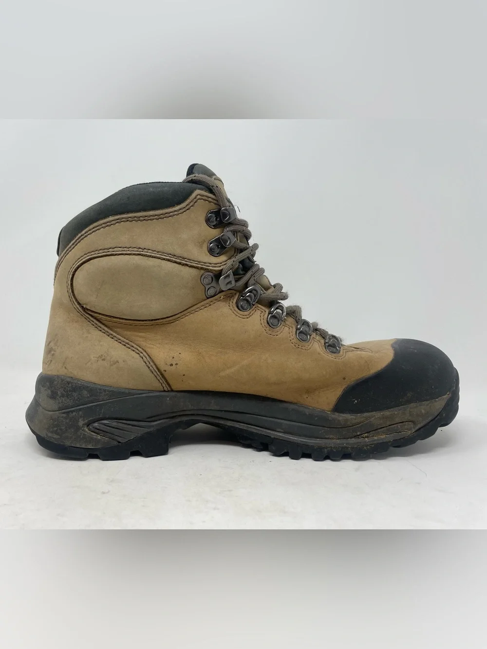 Vasque wasatch 7177 Gor Tex men’s boots size 11.5 w wide